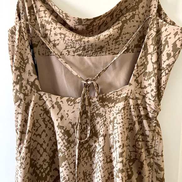 NWOT Forever 21 Ruched Drawstring Midi Dress Size Small - Picture 4 of 6